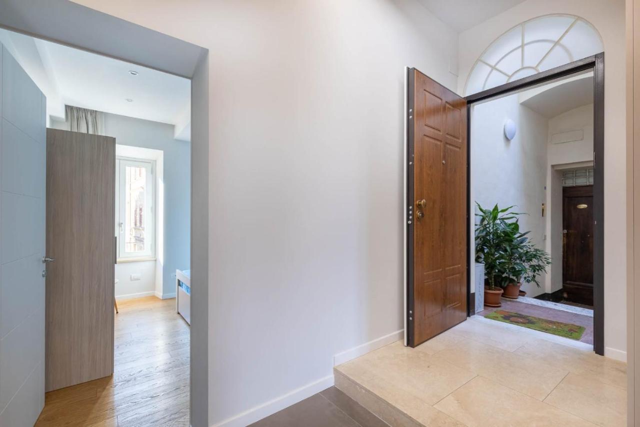 Siena Historic Center Stylish Flat With Balcony! Apartment Exterior photo