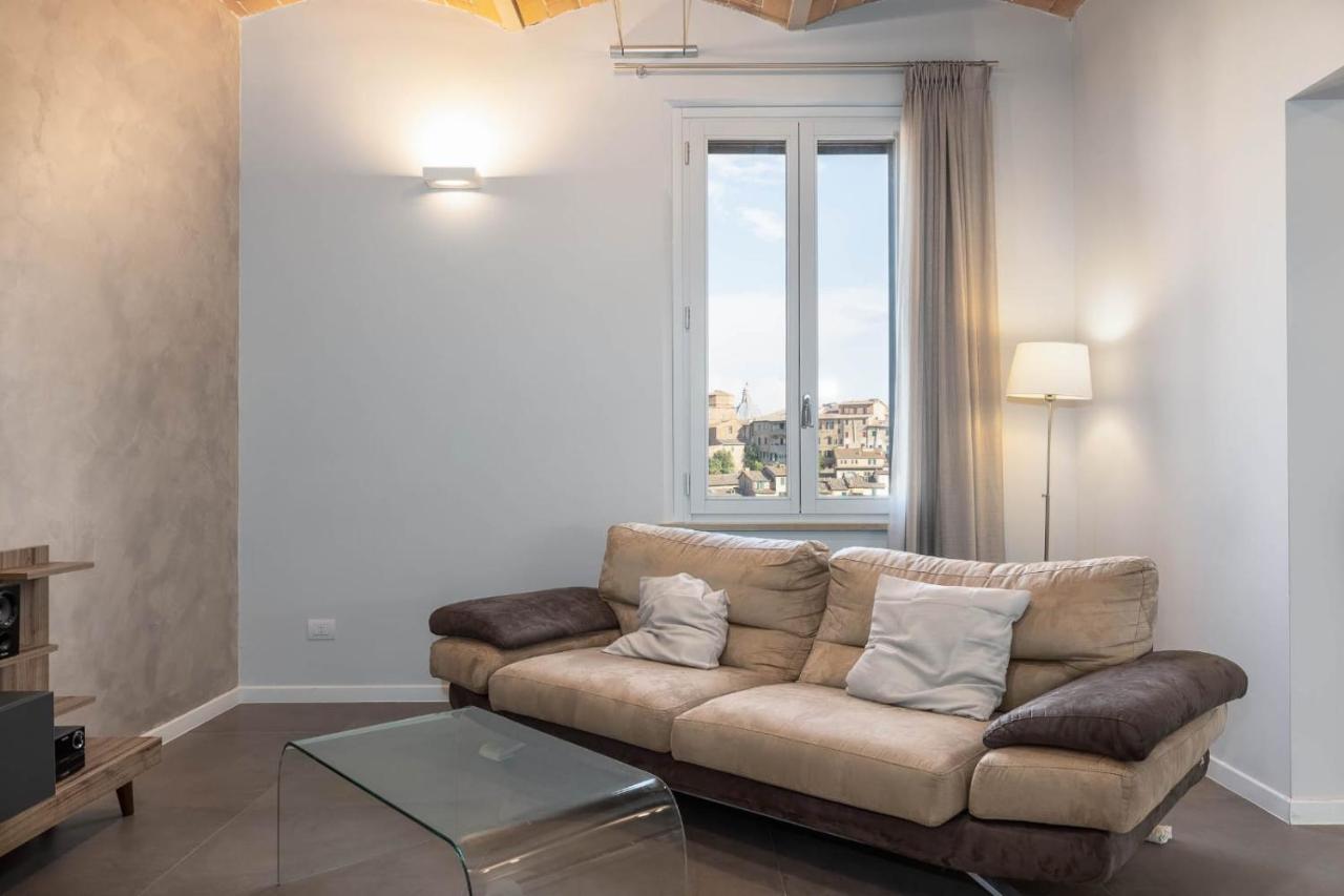 Siena Historic Center Stylish Flat With Balcony! Apartment Exterior photo
